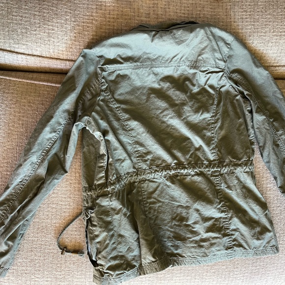Jacket - Picture 2 of 4